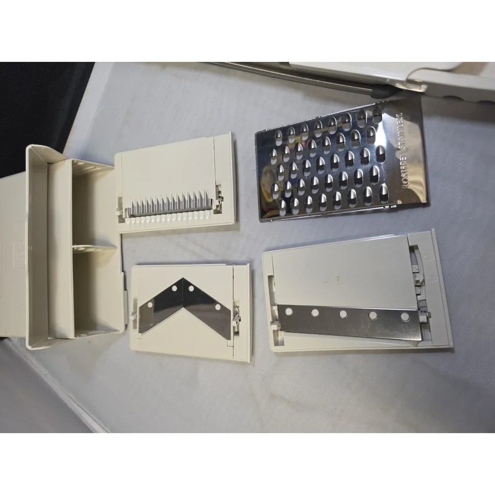 NEW ~ THE PAMPERED CHEF ~ ULTIMATE MANDOLINE ~ 1087 ~ With BOX Vegetable Slicer